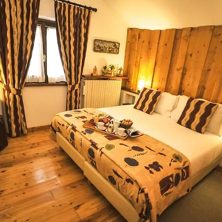 Otel La Grange - Animal Chic